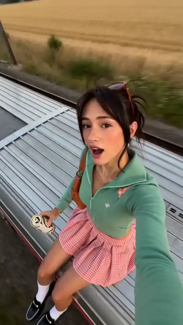 Train Surf